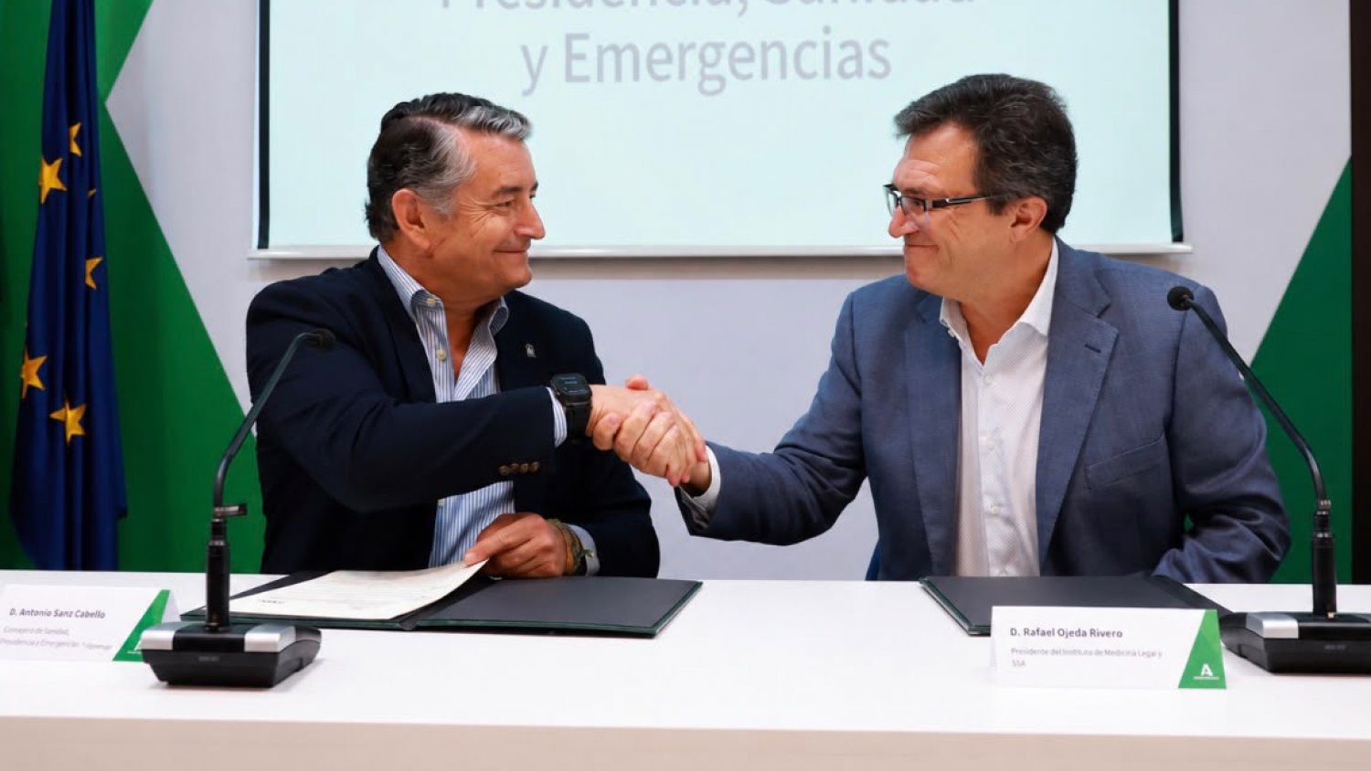 La Junta y el Sindicato Médico Andaluz sellan un acuerdo para mejorar las condiciones laborales