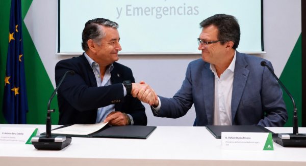 La Junta y el Sindicato Médico Andaluz sellan un acuerdo para mejorar las condiciones laborales