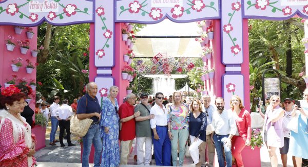 Marbella rinde homenaje a ‘La Tanque, Toñi y su ballet’ en el inicio de su Feria de Día
