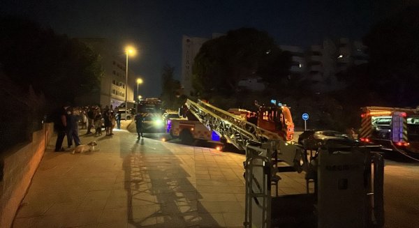 Mueren dos menores de 10 y 15 años en el incendio de una vivienda en Benalmádena