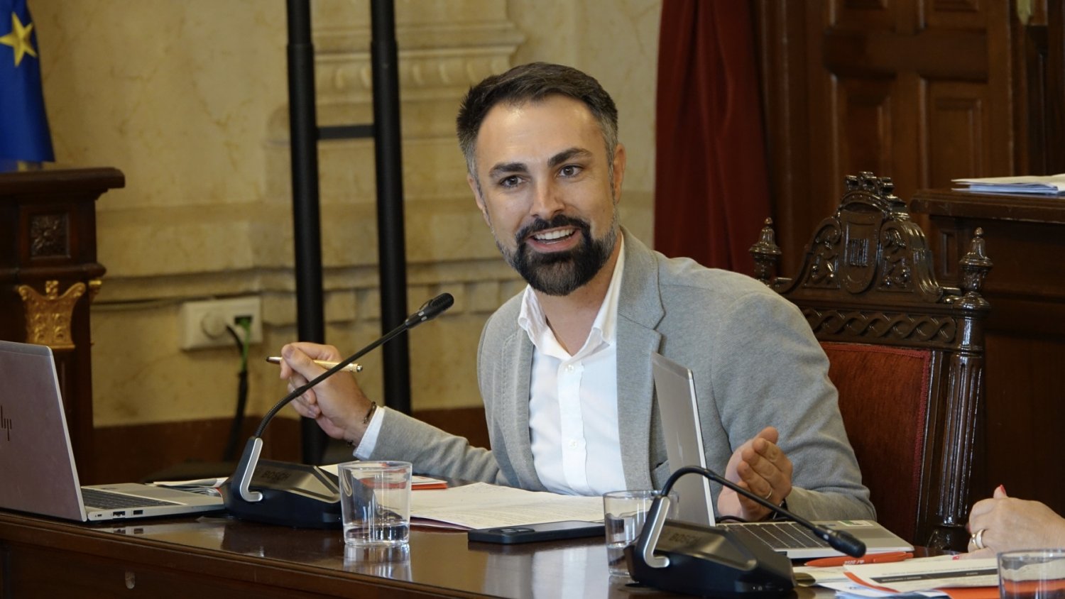 Ruiz Araujo acusa a De la Torre de vender “la Málaga del futuro” para cuadrar las cuentas del presente