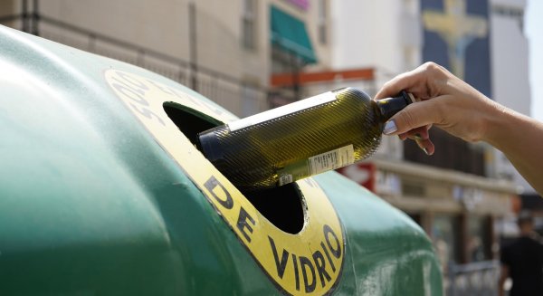 Torremolinos se suma un año más a la campaña Bandera Verde de Ecovidrio