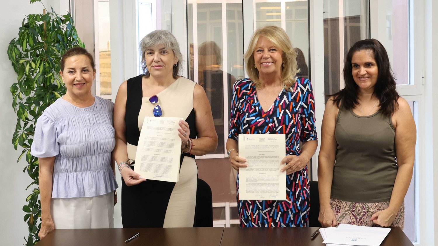 Marbella renueva su colaboración con AFIMAR para apoyar a las personas con fibromialgia