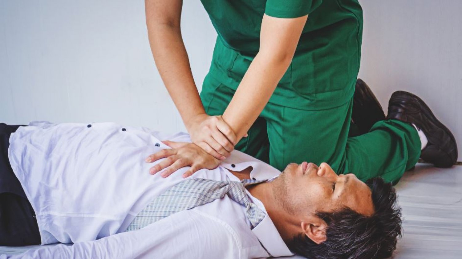 Los talleres gratuitos de soporte vital básico y uso de desfibriladores