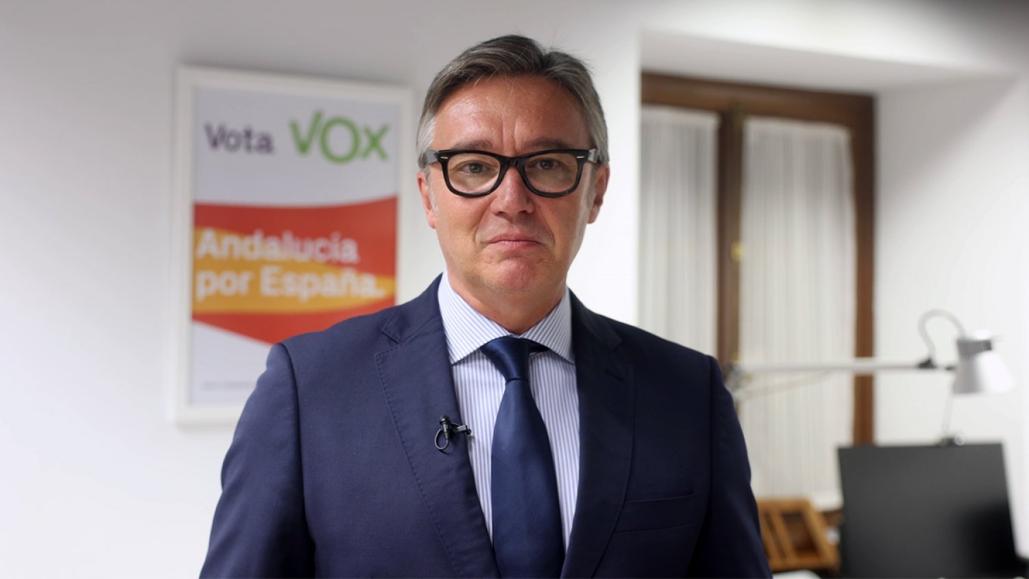 Vox propone en Andalucía una ventanilla única, eliminar la cita previa y priorizar a los nacionales