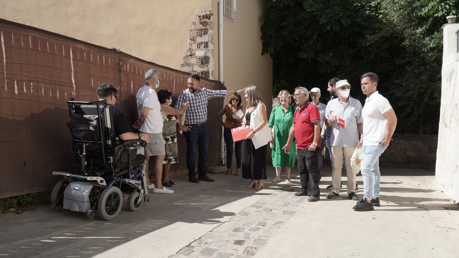 PSOE exige a De la Torre que 