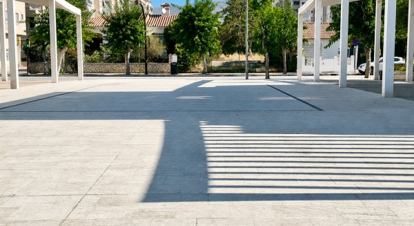 Rincón de la Victoria limitará el uso de la fuente de la plaza del Agua por actos incívicos