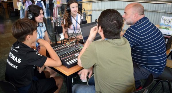 Más de 130 centros educativos de Málaga impulsan la competencia lingüística con el programa 'ComunicA'