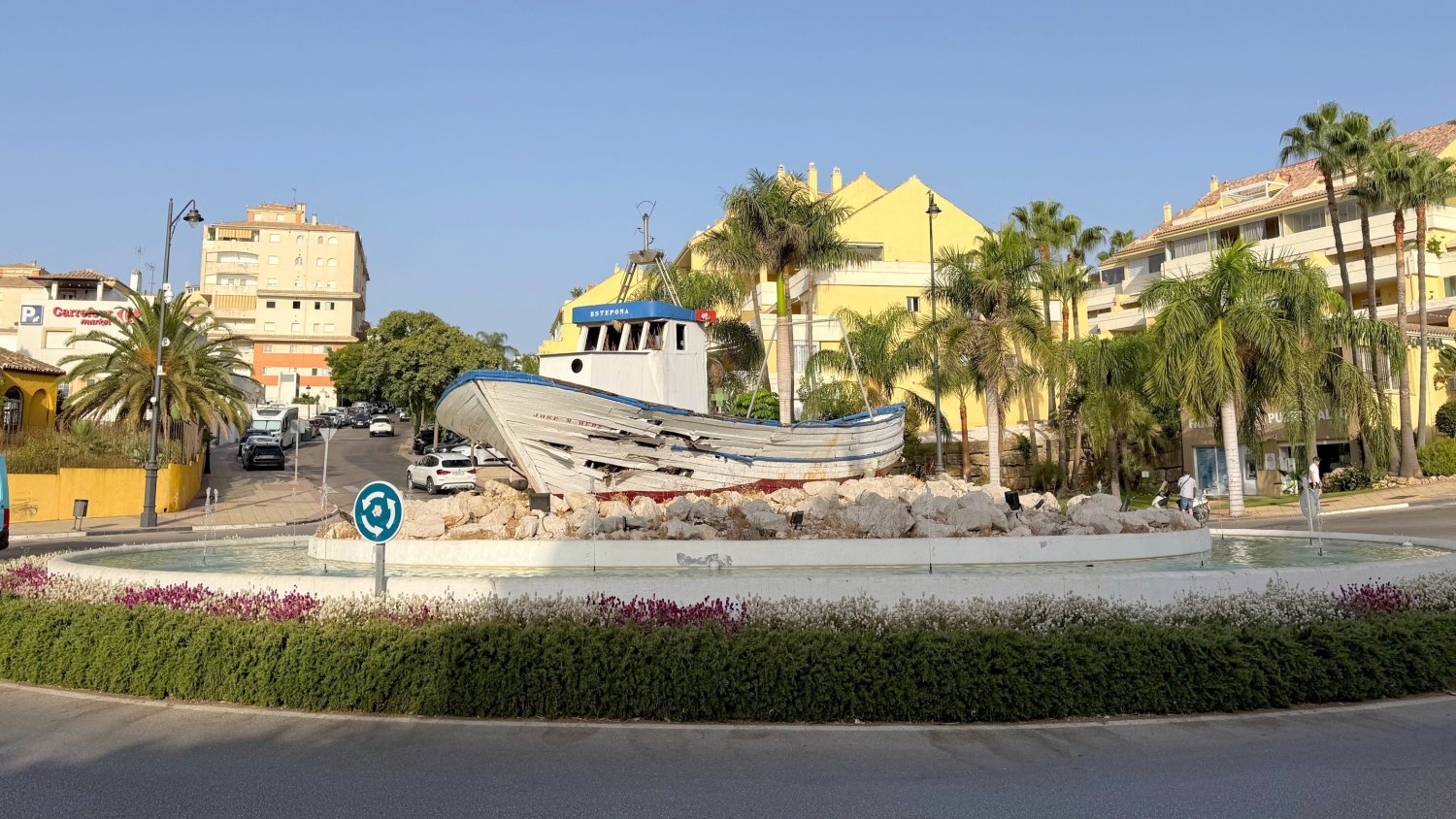 Estepona instalará un barco pesquero en la avenida Puerta del Mar para poner en valor el patrimonio marinero