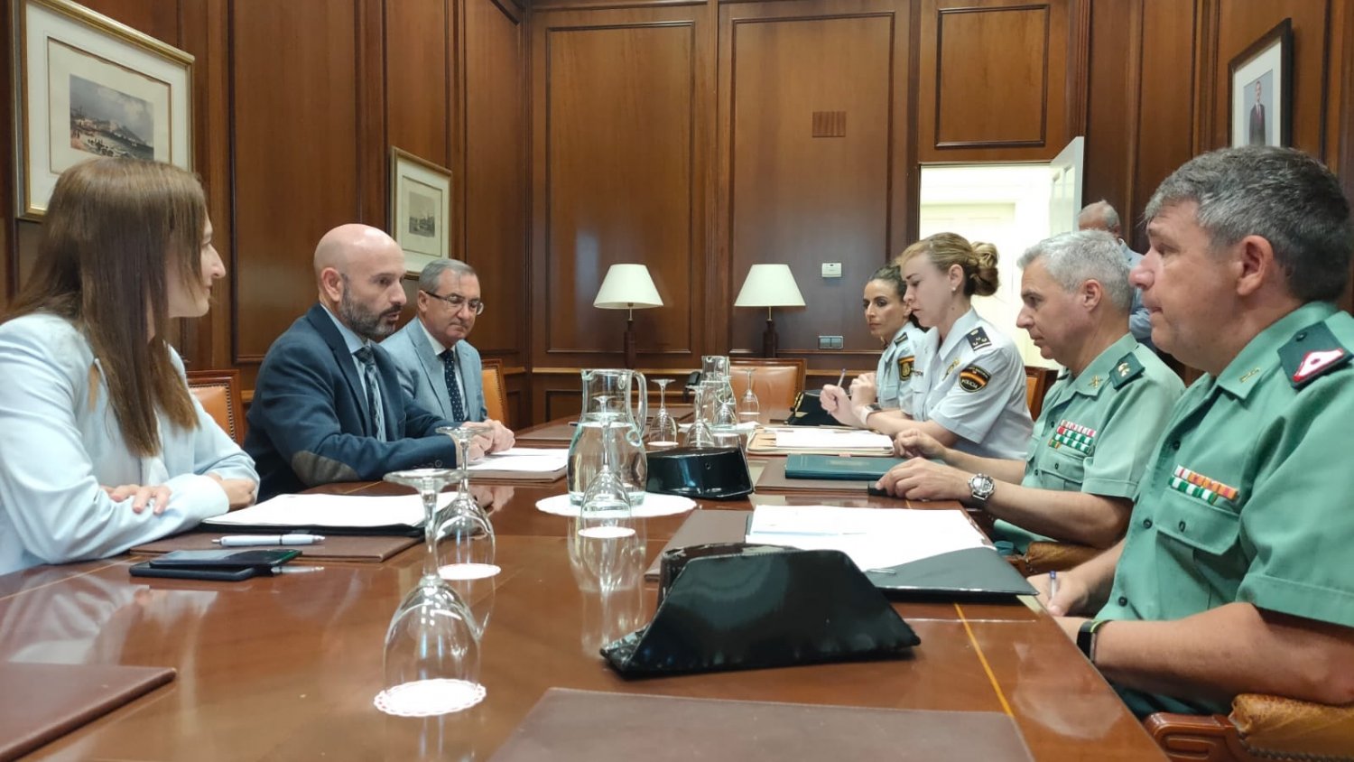 El Cuerpo Nacional de Policía y la Guardia Civil realizan 2.462 vigilancias en centros educativos