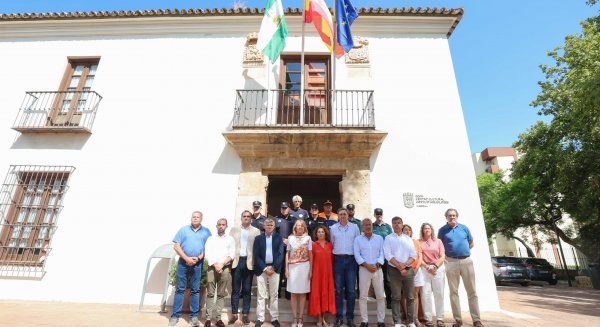 La alcaldesa de Marbella muestra su “absoluto y rotundo” rechazo a la violencia doméstica en San Pedro Alcántara