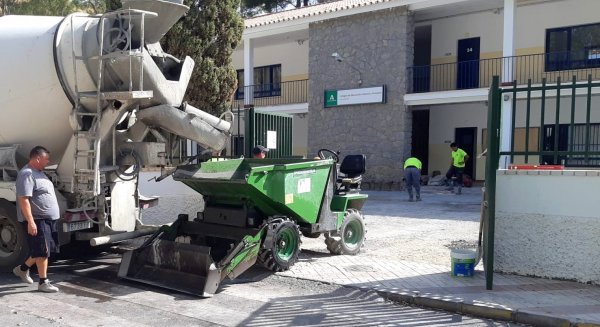 El Ayuntamiento de Torrox destina más de 600.000 euros en climatización y mejoras de los colegios del municipio