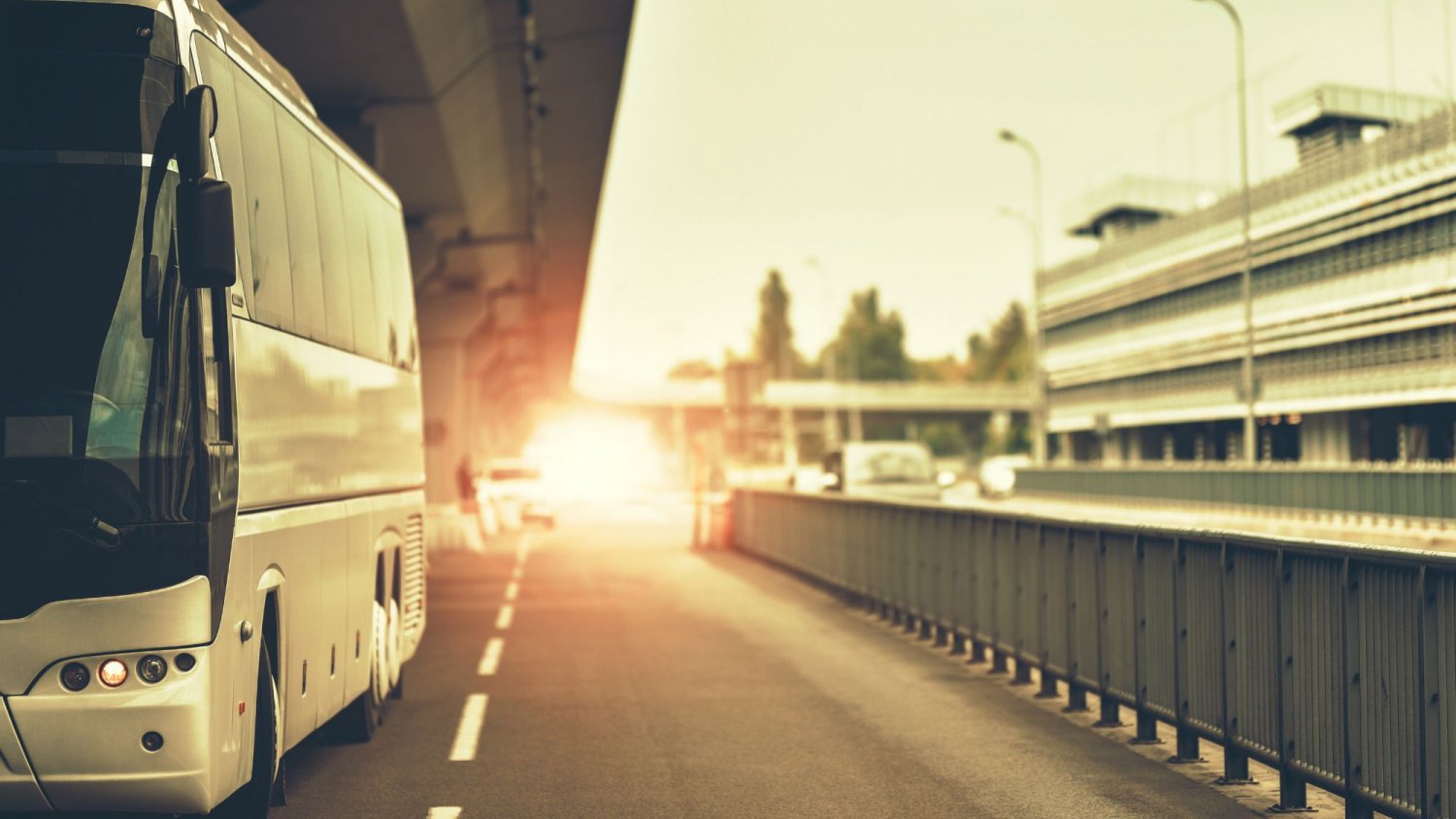 APETAM y el aeropuerto de Málaga refuerzan el transporte de viajeros hacia la Costa del Sol