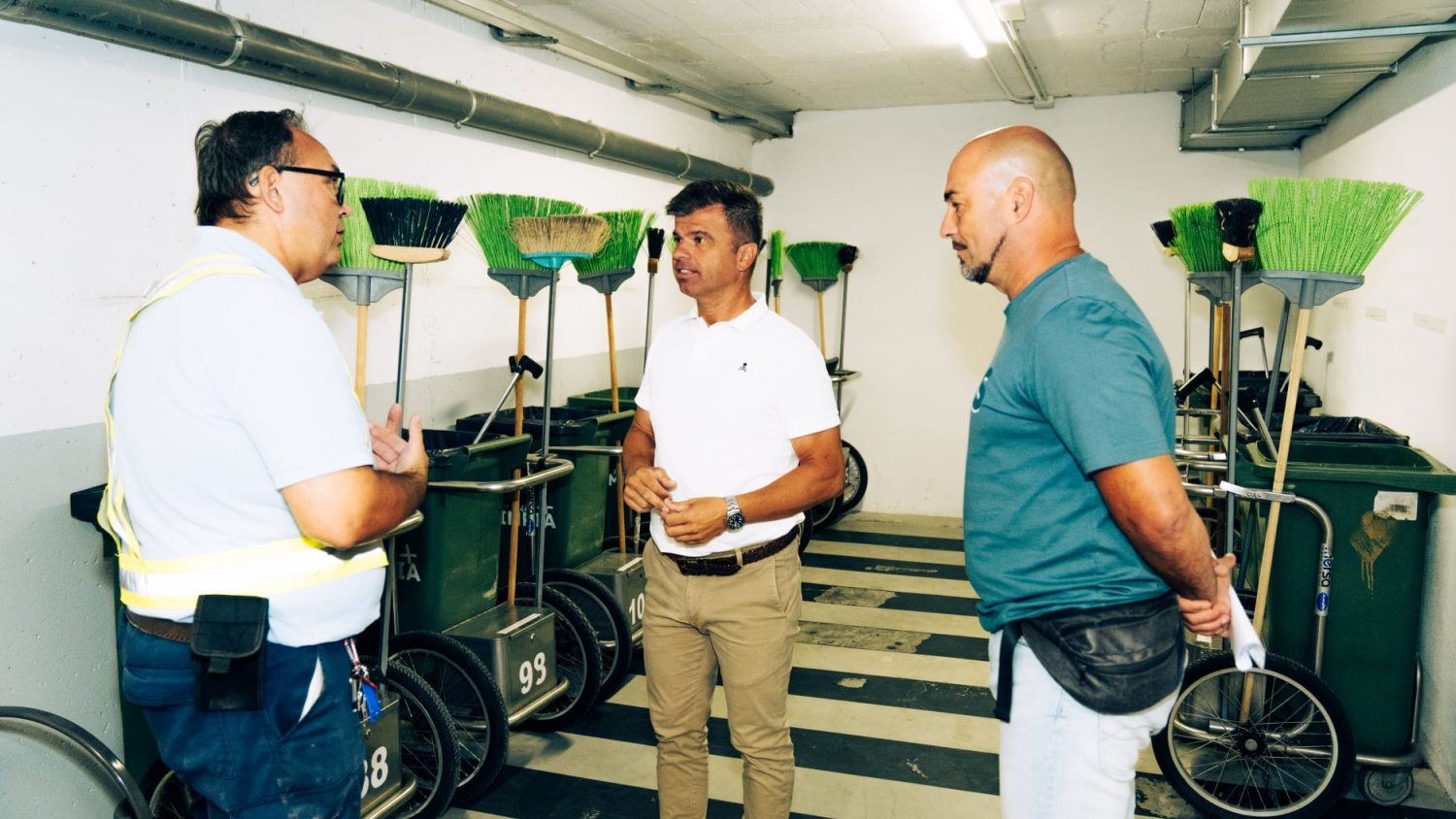 Marbella refuerza el servicio de limpieza en Nueva Andalucía con un nuevo centro de trabajo de proximidad