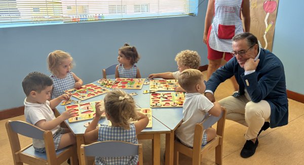 Más de 17.400 menores de tres años comienzan el curso en las escuelas infantiles de Málaga