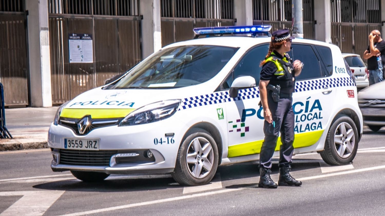 Detenido un hombre en Málaga por agredir a su pareja, a la que agarró del cuello y arrojó al suelo