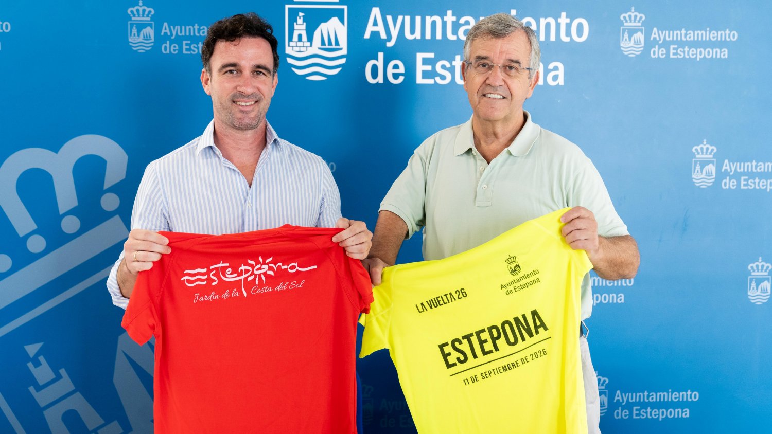 Estepona repartirá 3.000 camisetas conmemorativas de la etapa que recorrerá el municipio en La Vuelta 2026