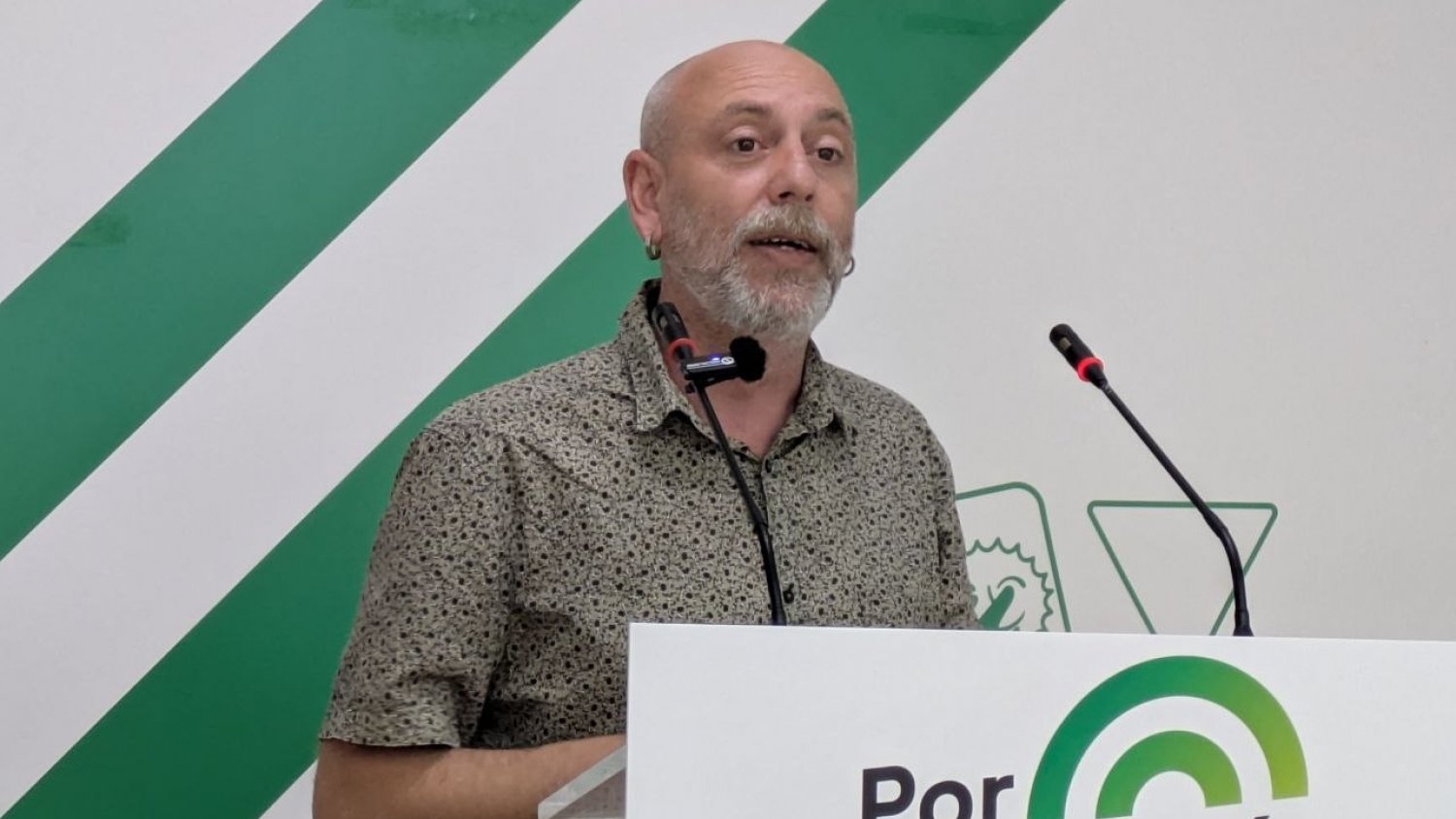 Ernesto Alba reclama a Educación que asuma su error con los interinos y rectifique