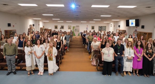 Más de 100 profesionales abordan la prevención del suicidio en el Clínico de Málaga