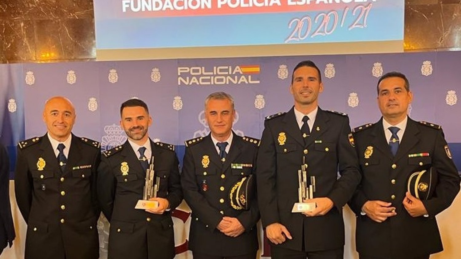 La Fundación Policía Española entrega los Premios de Investigación 2020 y 2021 con marcado acento malagueño