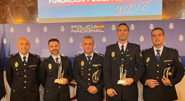 La Fundación Policía Española entrega los Premios de Investigación 2020 y 2021 con marcado acento malagueño