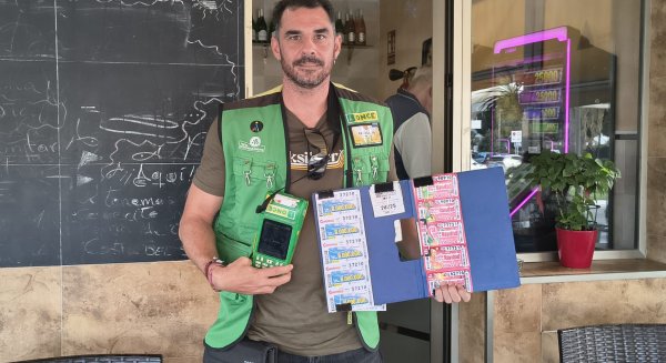 La ONCE reparte 240.000 euros en premios durante una década en Torrox