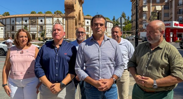 Vox arranca en Antequera su recorrido por Málaga ante el nuevo curso y las municipales