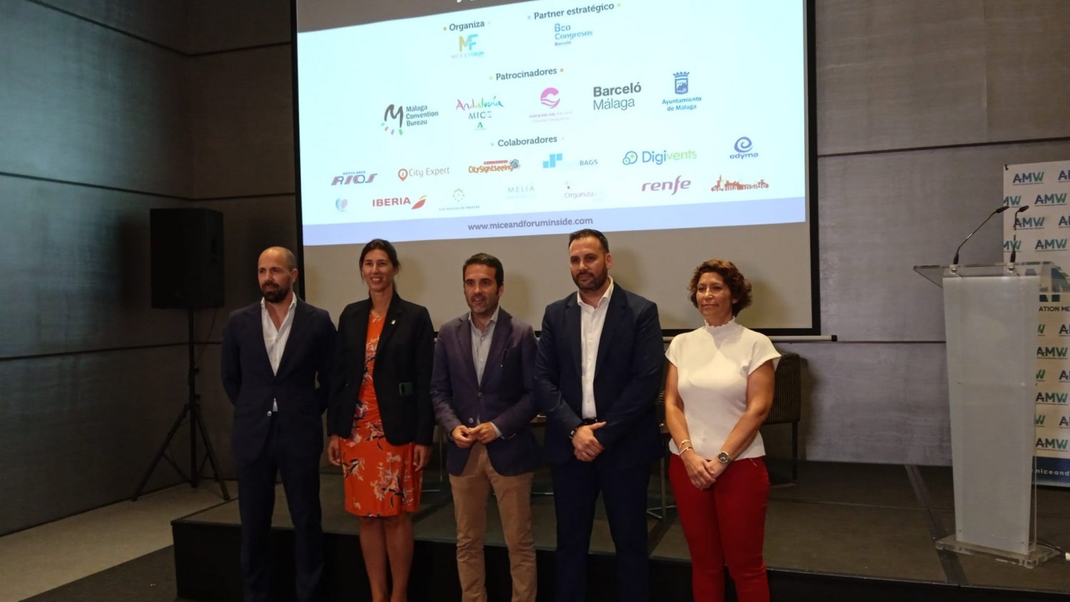 Más de 80 empresas se reúnen en el Hotel Barceló para compartir intereses comerciales