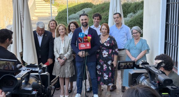 Ruiz Araujo sitúa 'la vida cotidiana de los malagueños' en el centro de 'una nueva etapa para Málaga'