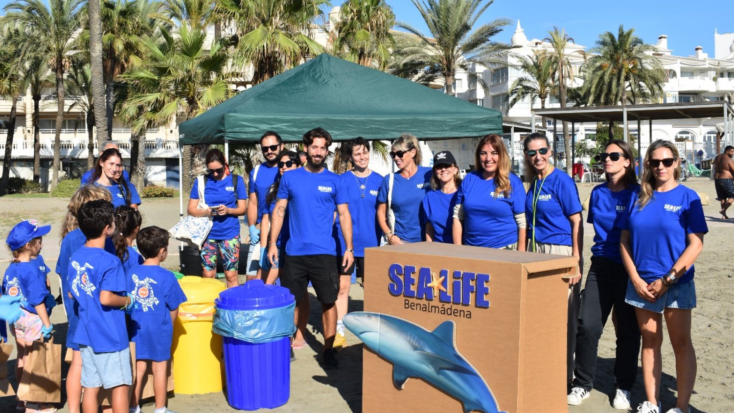 Benalmádena se une a la iniciativa mundial de limpieza de playas para proteger los océanos