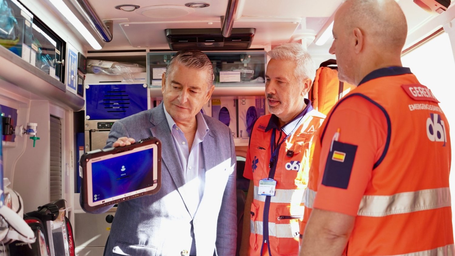 Andalucía dota con 850 nuevas tablets a los equipos de urgencias y emergencias andaluces