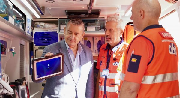 Andalucía dota con 850 nuevas tablets a los equipos de urgencias y emergencias andaluces