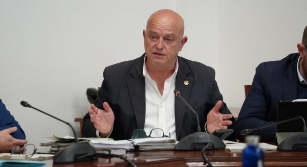 VOX lleva la entrada de inmigrantes de Ceuta al Pleno de Mijas: «No podemos ponernos de perfil»