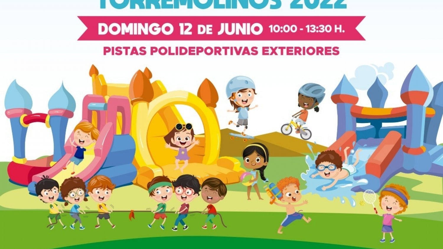 Torremolinos celebra la `Fiesta de los Juegos´ con toboganes acuáticos o castillos hinchables