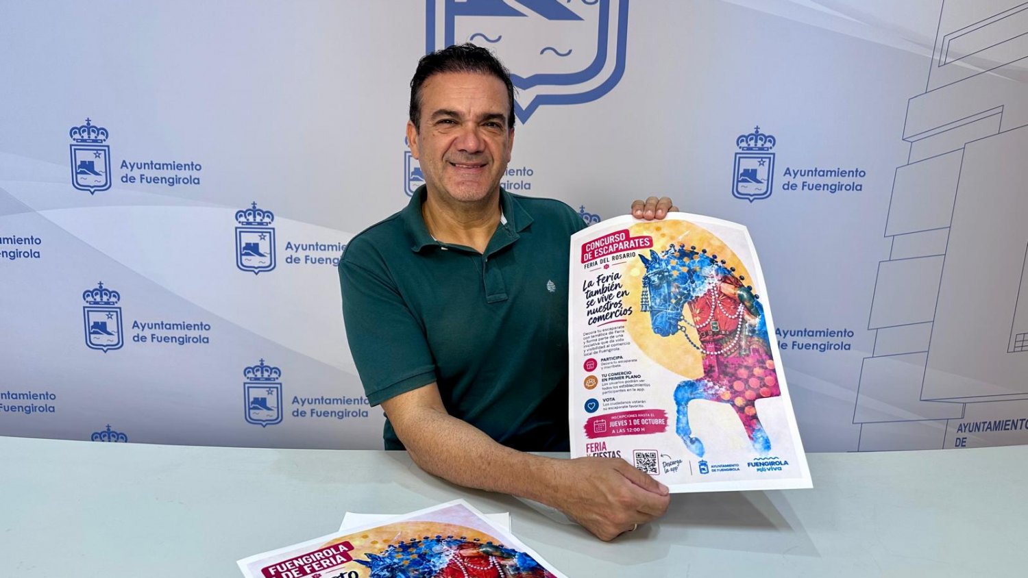 Fuengirola anima a decorar sus escaparates con motivo de las Fiestas del Rosario 