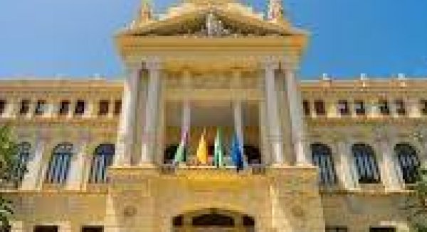 La Policía Local de Málaga tramita 37 denuncias por ruidos y convivencia ciudadana en una semana