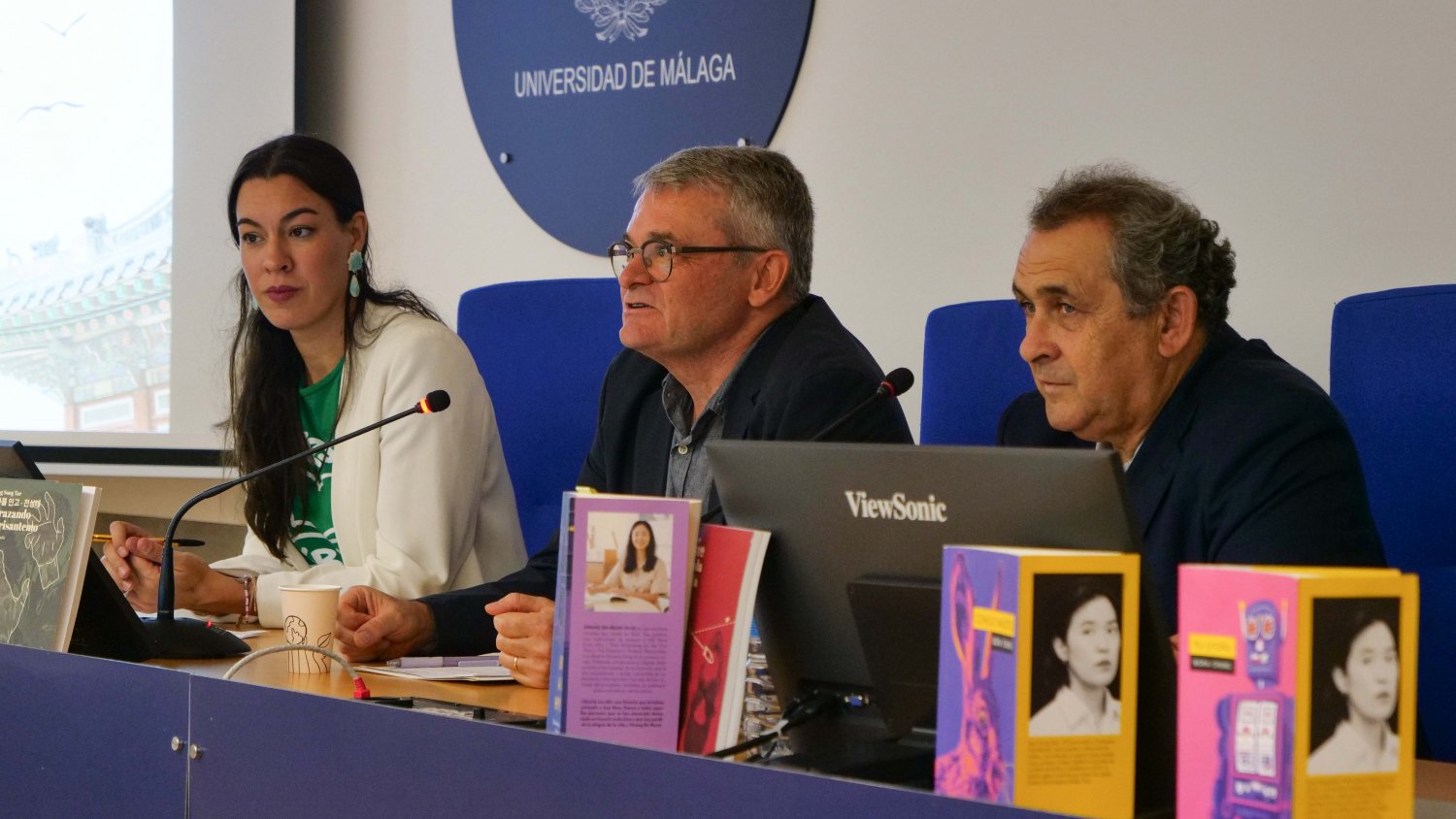 La UMA acerca la cultura coreana al campus con conferencias, literatura y artes escénicas