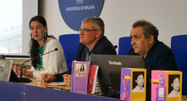 La UMA acerca la cultura coreana al campus con conferencias, literatura y artes escénicas