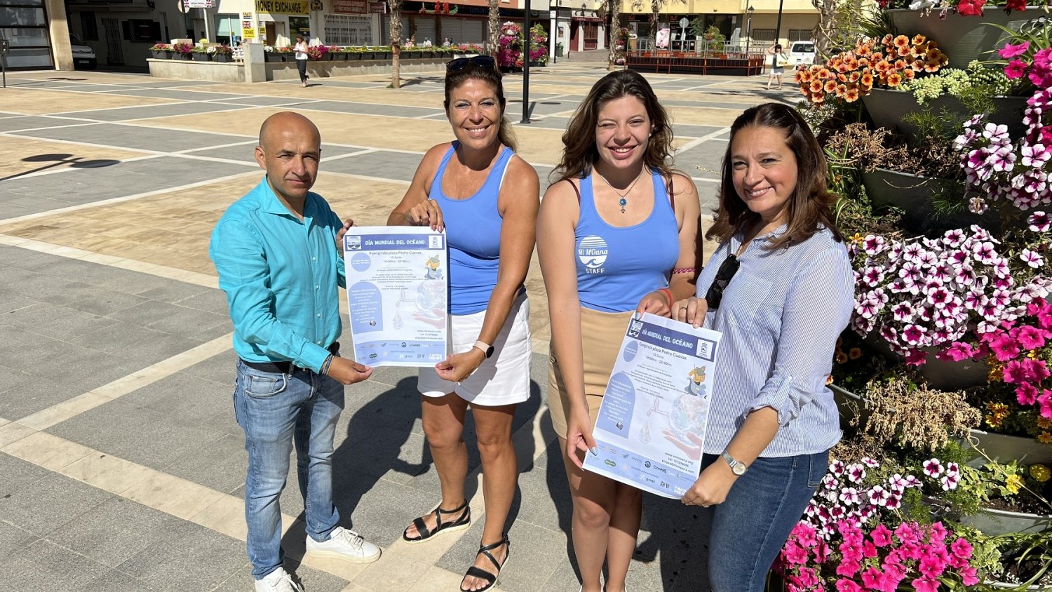 Fuengirola conmemora la Semana del Medio Ambiente en la plaza Pedro Cuevas