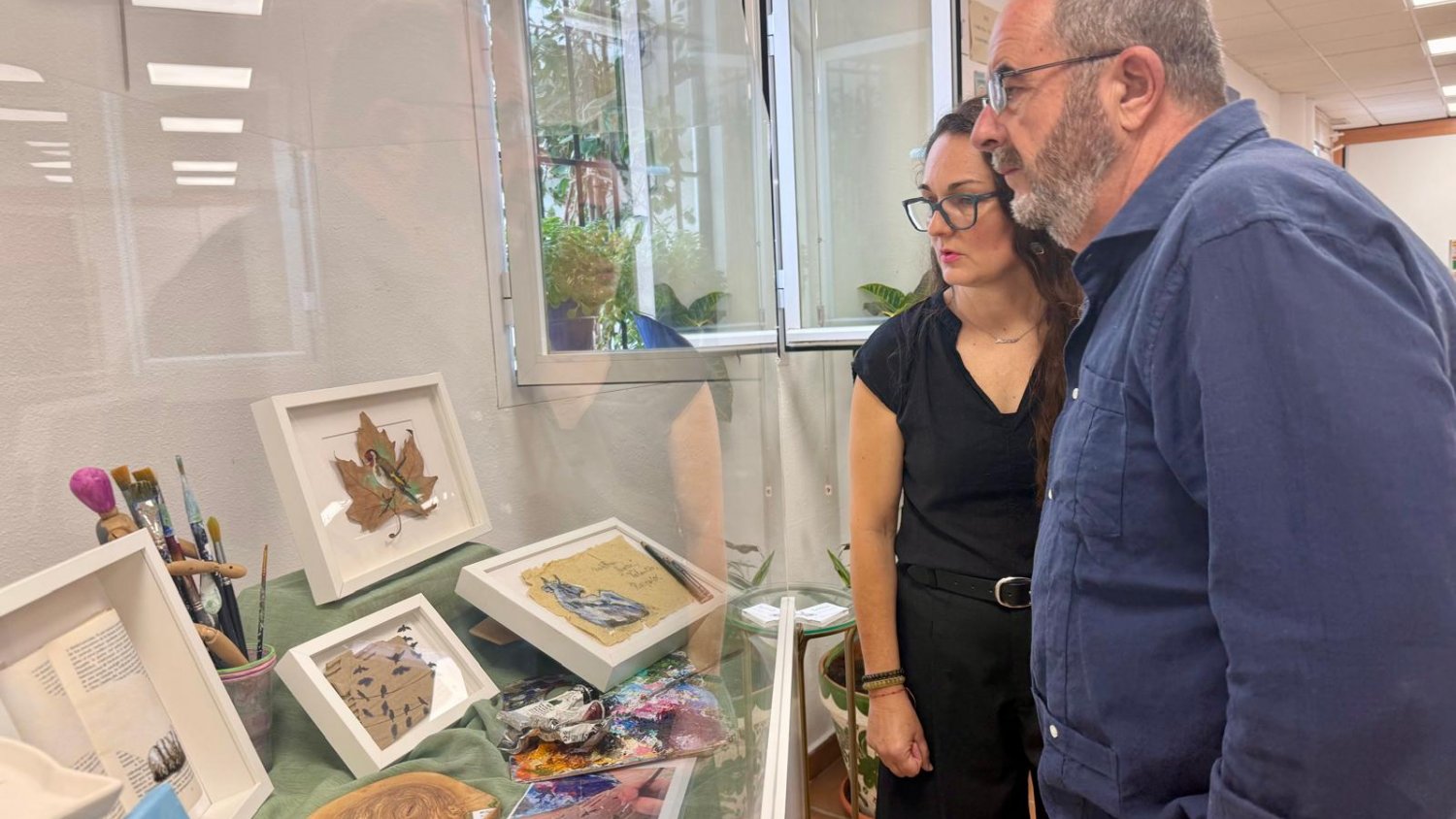 Mijas acoge una exposición de artesanía en la Oficina de Turismo