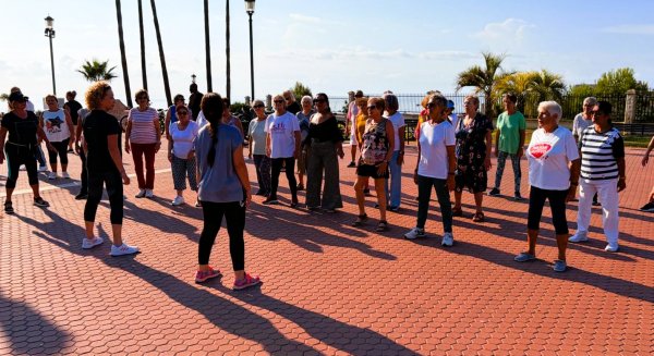 Torremolinos programa actividades culturales y de ocio para sus mayores