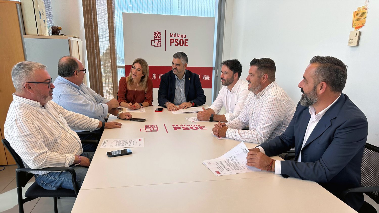 El PSOE pide a la Diputación que también instale cajeros en El Borge, Iznate, Totalán y Comares 