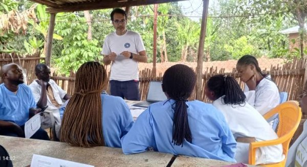 Médicos malagueños participan en una intervención contra el ébola en el Congo