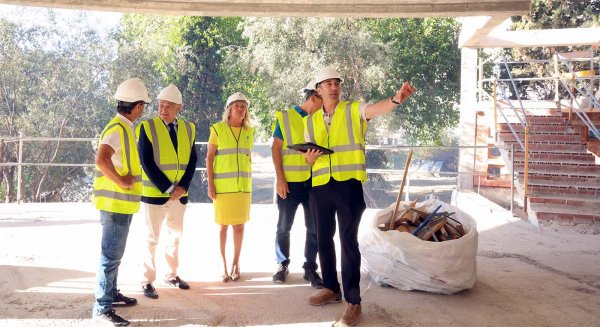 La biblioteca de San Pedro Alcántara estará construida en primavera y tendrá tres pisos