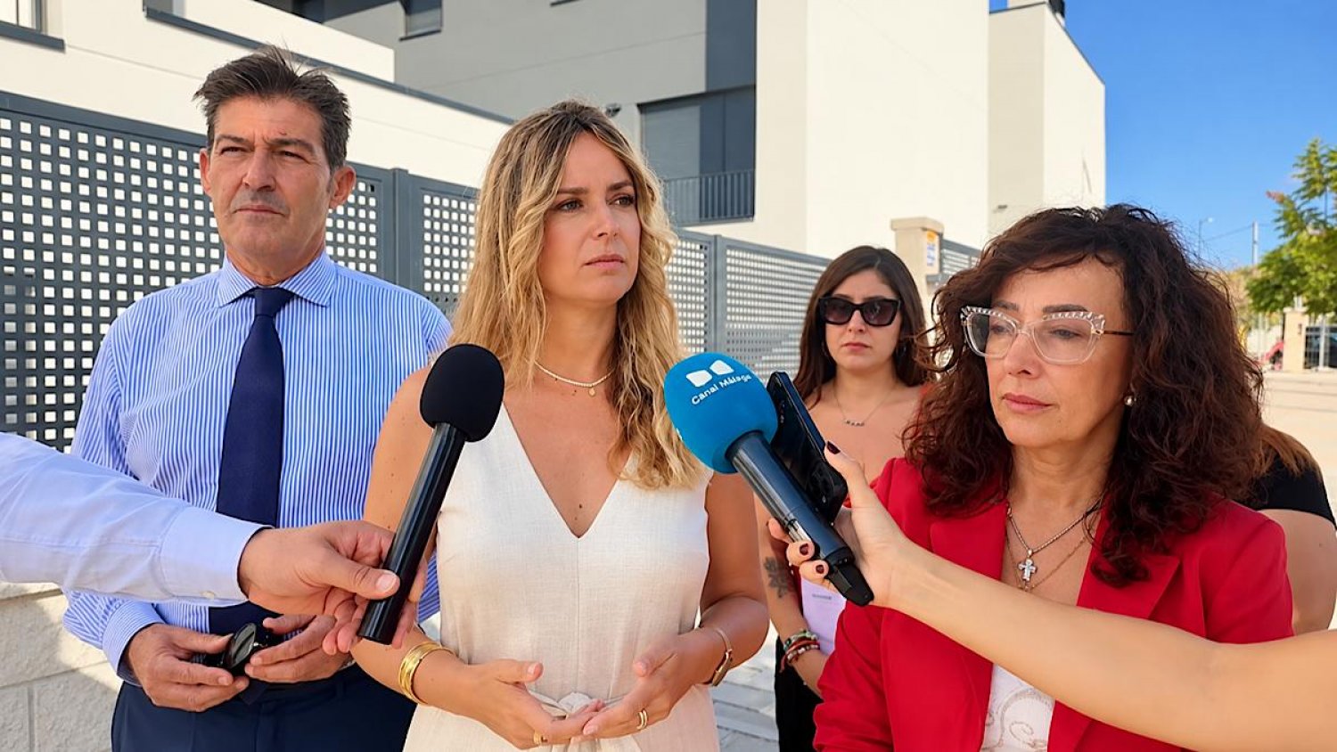 Vox denuncia las dificultades de las familias trabajadoras para acceder a una VPO