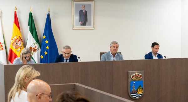 El Pleno de Estepona acuerda designar un espacio público al artista local Rafael Ramírez Vílchez