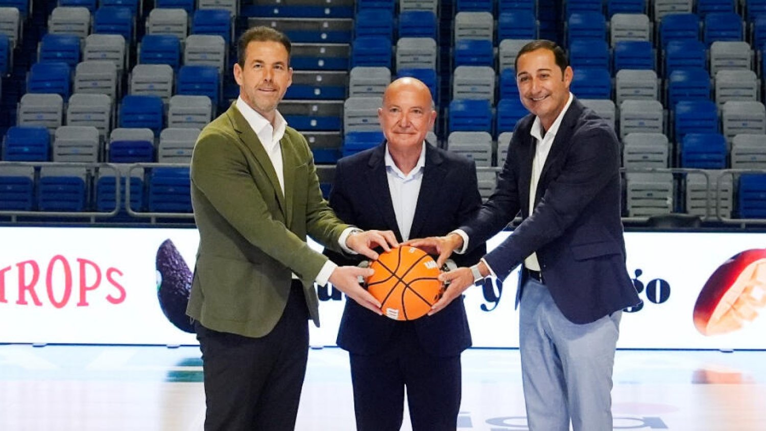 TROPS y Unicaja Baloncesto colaboran para promocionar una alimentación saludable