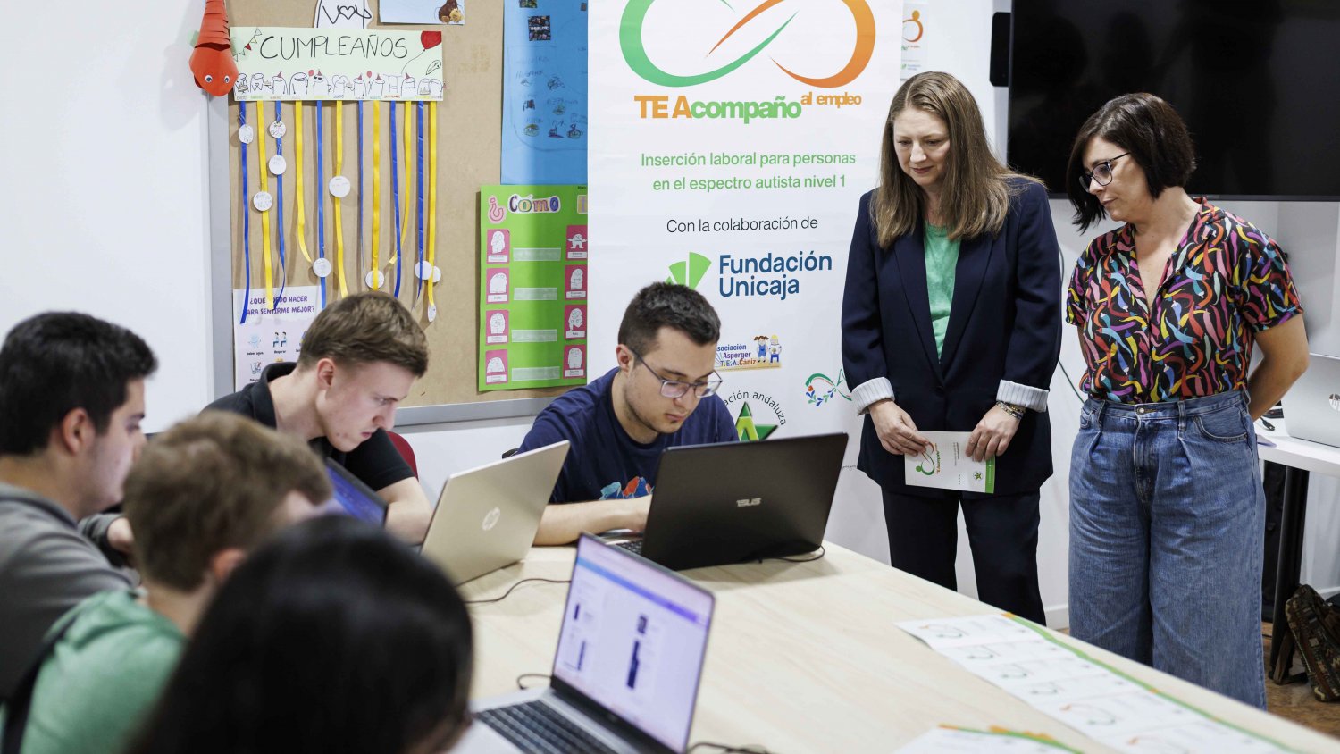 Fundación Unicaja y la Federación Asperger fomentan la inserción laboral de 150 personas con autismo