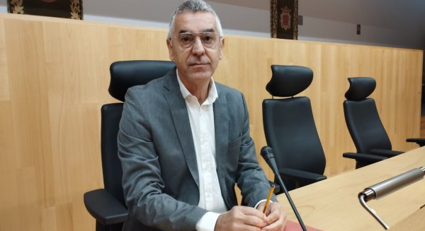 El diputado de Con Málaga defenderá en el Pleno un plan para solucionar la emergencia habitacional