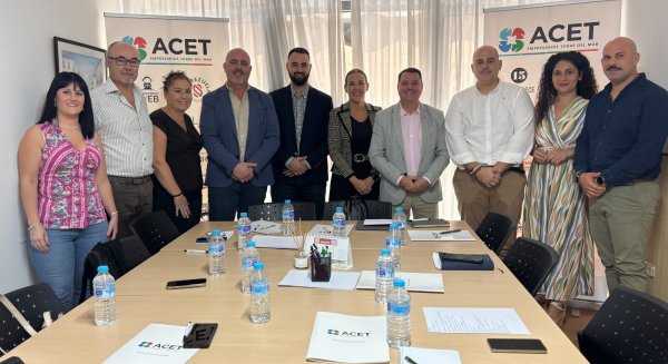 Vox exige soluciones a los problemas de movilidad y suministro eléctrico e hídrico en Torre del Mar